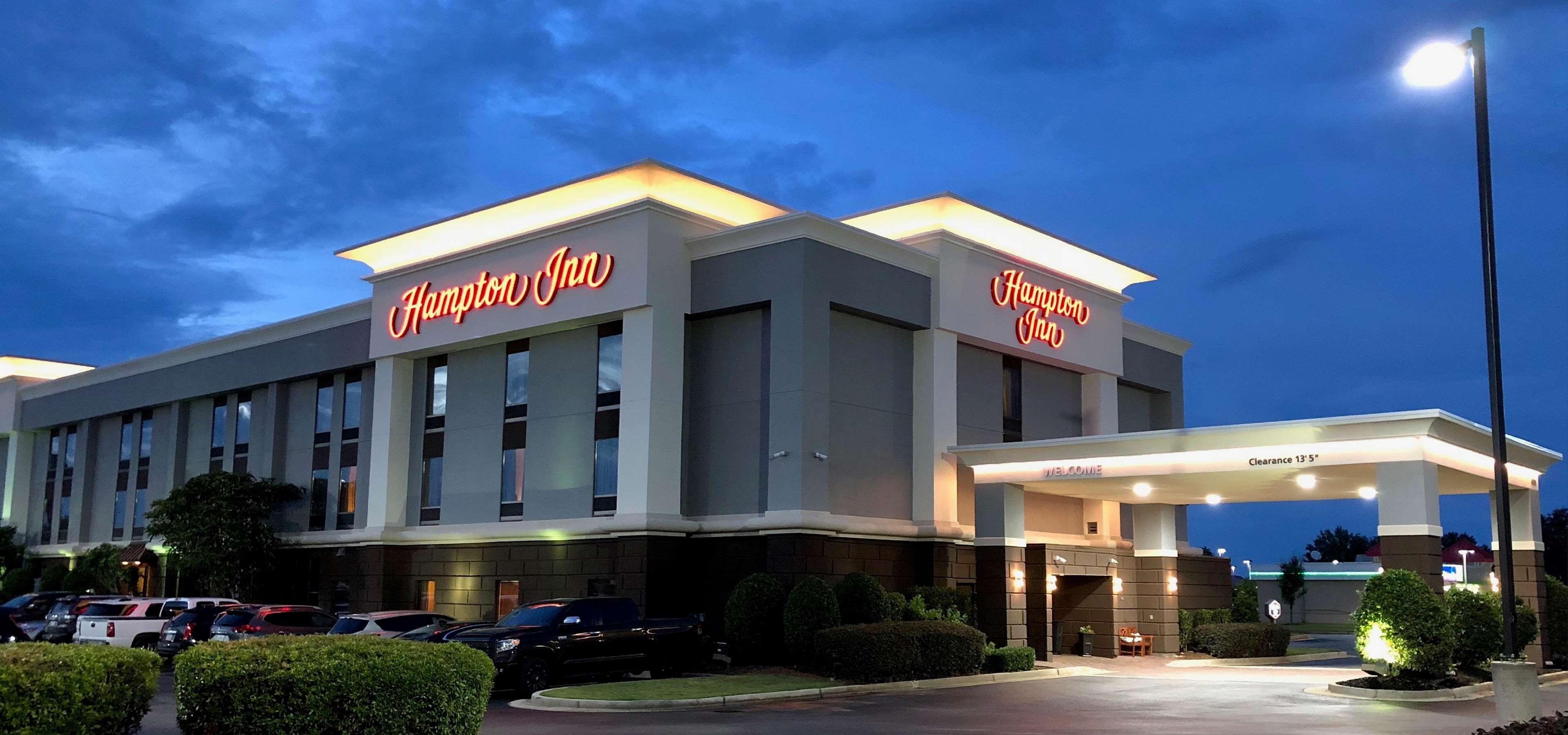 Hampton Inn Warner Robins Exterior photo