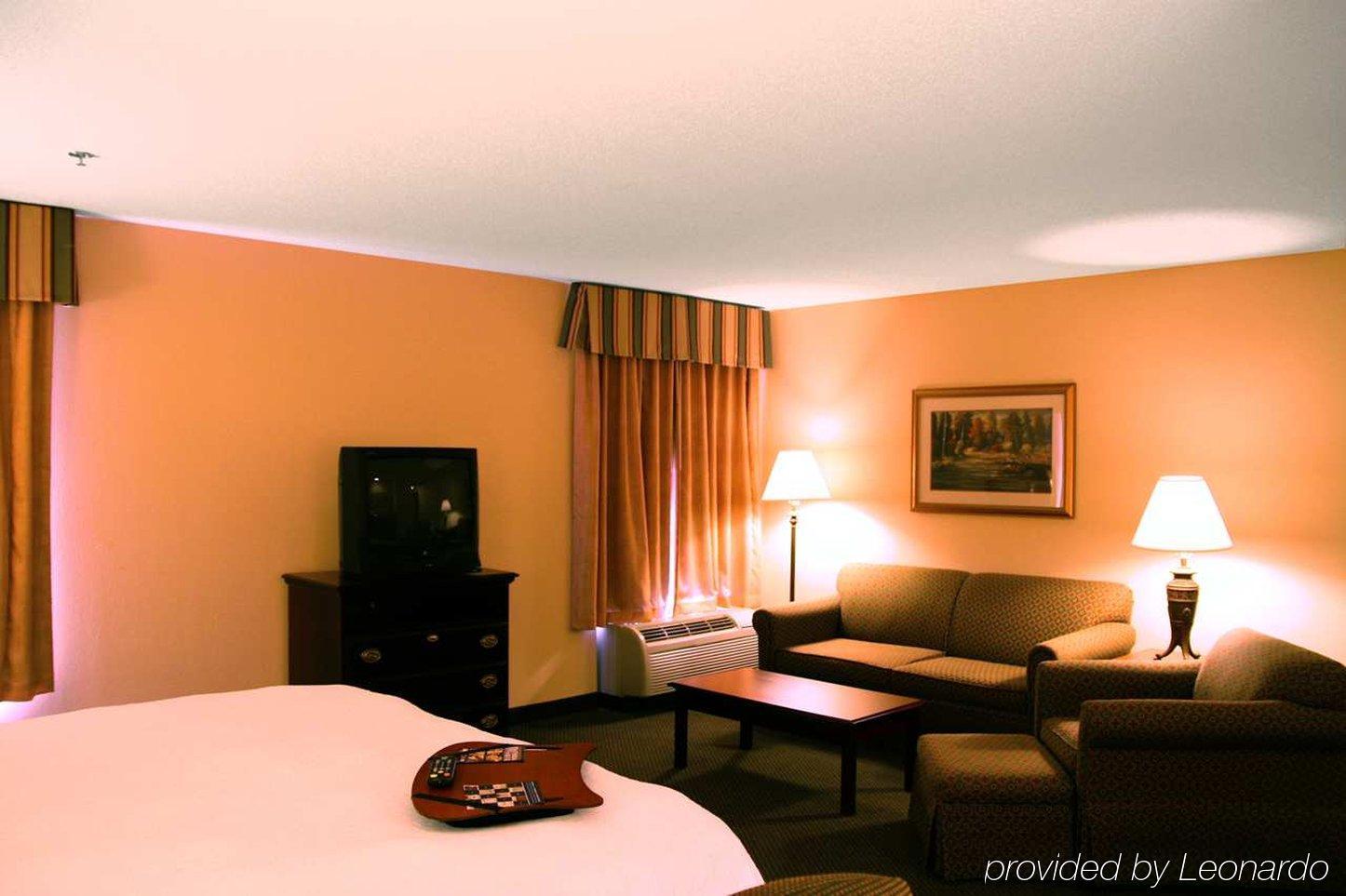 Hampton Inn Warner Robins Room photo